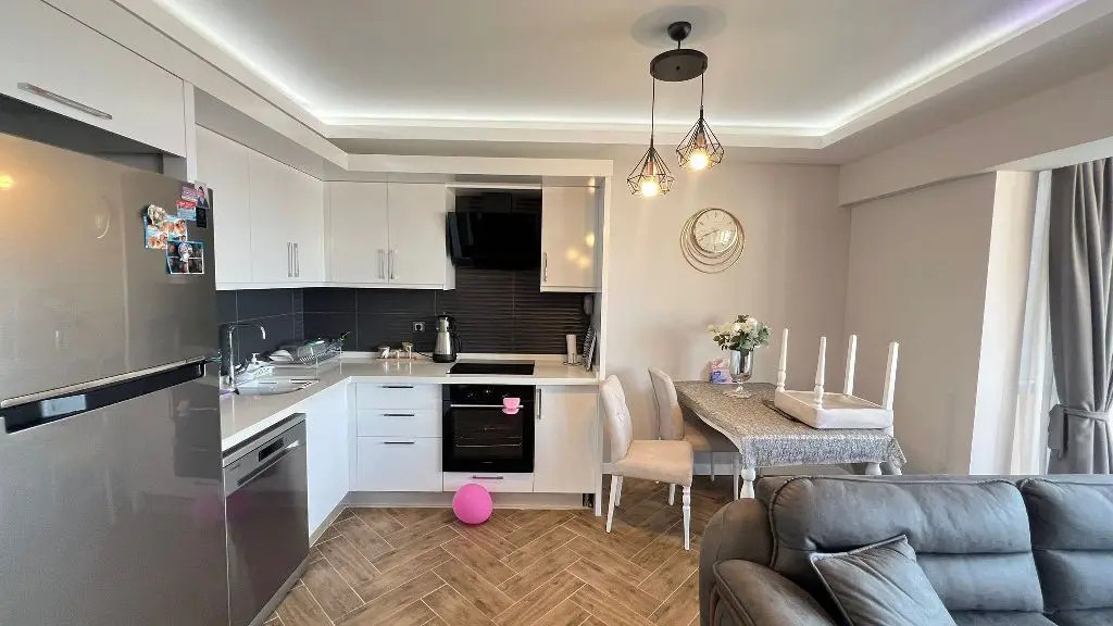 Fitted kitchen